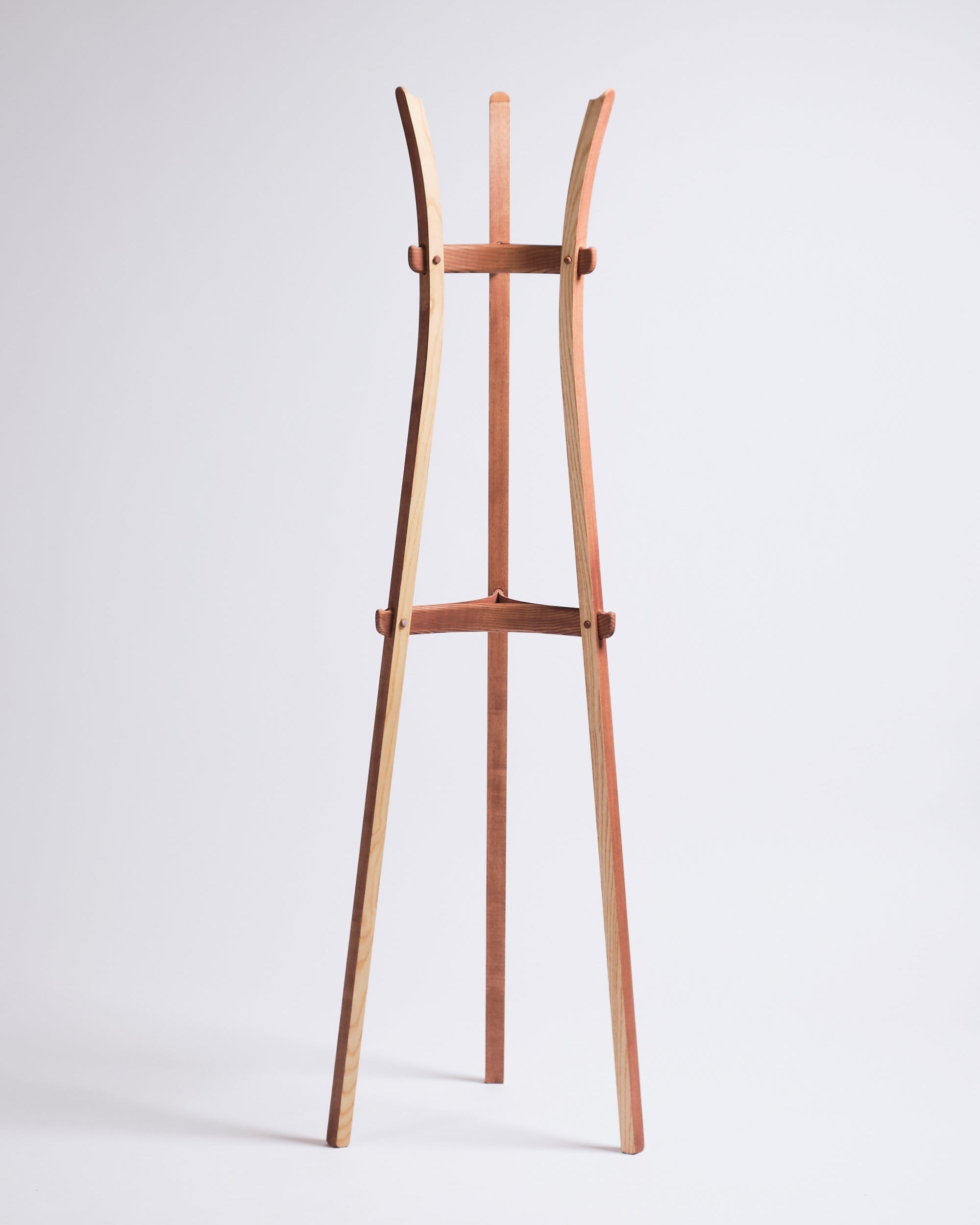 Leek coat stand 2-tone