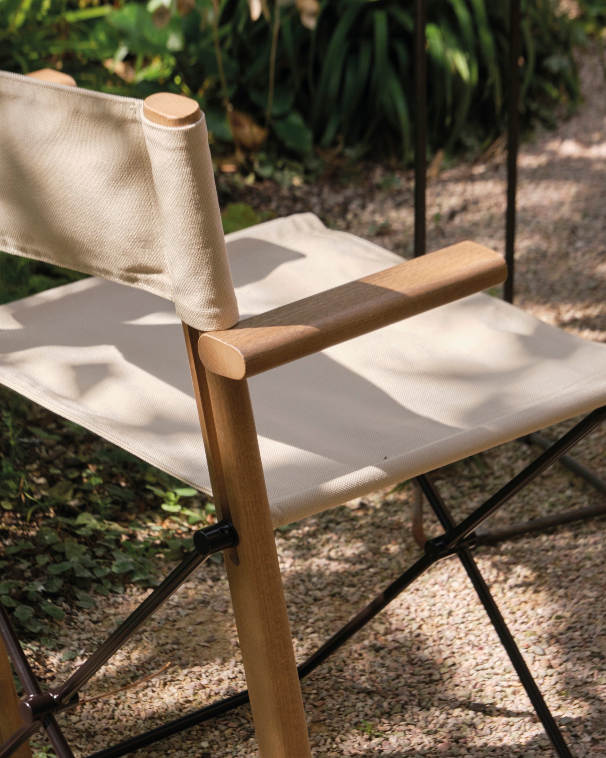 Bacchette folding chair