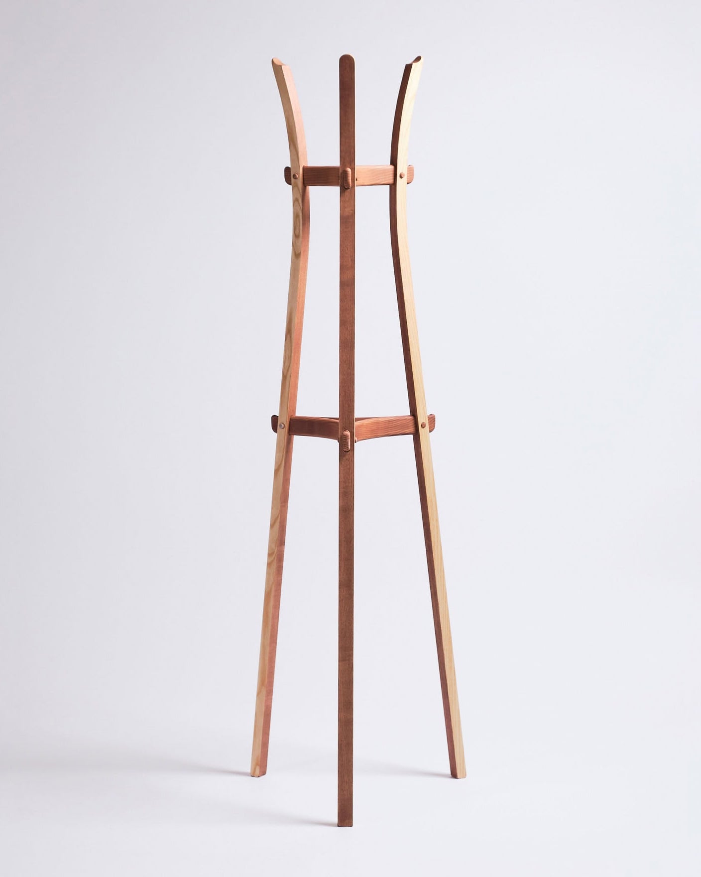 Leek coat stand 2-tone