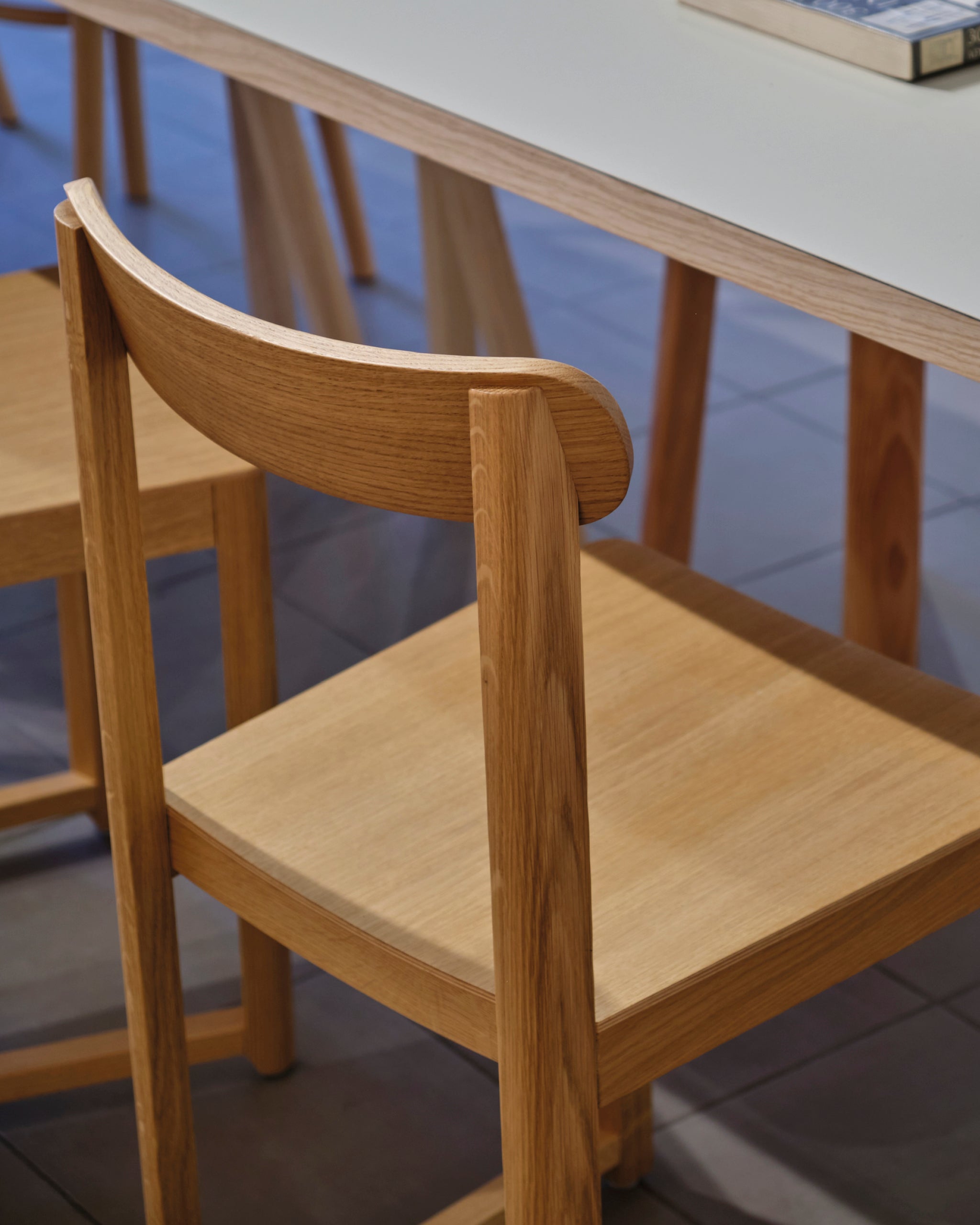 A pair of Seleri chairs